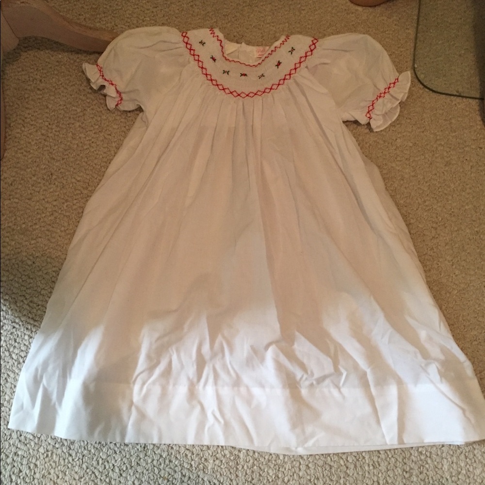 Petit Ami dress smocked dress size 3t white